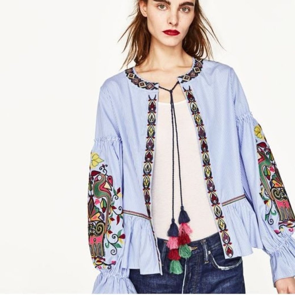 ZARA EMBROIDERED JACKET SIZE M